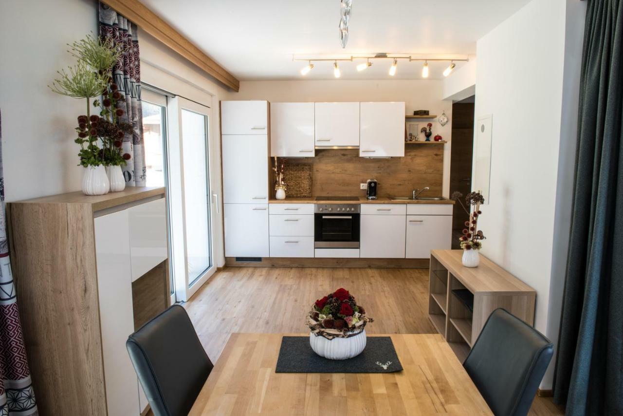 Ferienwohnung Zillertal Bacher Schlitters Ngoại thất bức ảnh